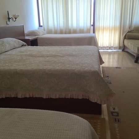 Kryemëdhej Akropoli Hotel חדר תמונה