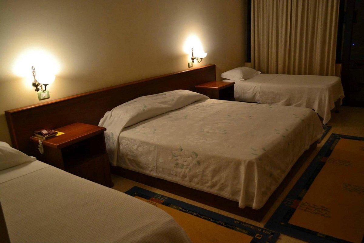 Kryemëdhej Akropoli Hotel מראה חיצוני תמונה