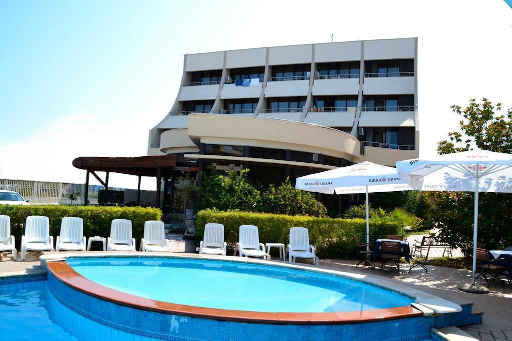 Kryemëdhej Akropoli Hotel מראה חיצוני תמונה