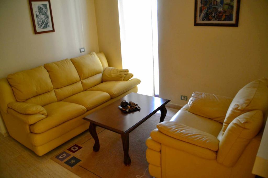 Kryemëdhej Akropoli Hotel חדר תמונה